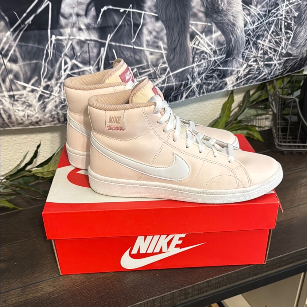 Nike Women's high tops